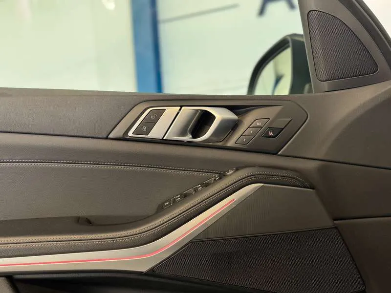 BMW X5 xDrive 45e - Pano/DrivAss/Headup/ComfSeat/Trekh/.. Image 15